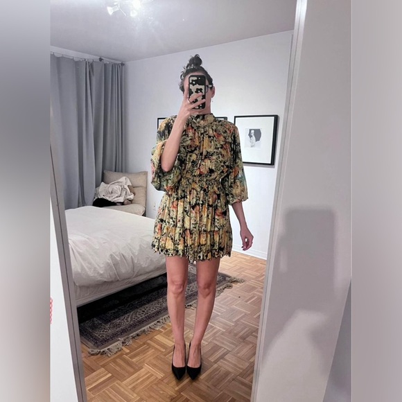 Hemant & Nandita dress - Picture 6 of 6